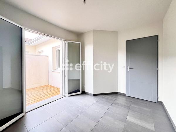 Maison 4 pièces - 80 m² Exclusivité efficity