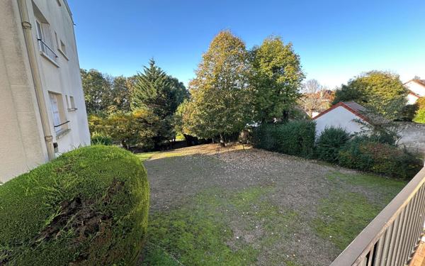 Appartement à vendre    3 pièces •  Le Raincy