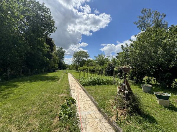 Maison de village du 19ème proche de toutes commodités