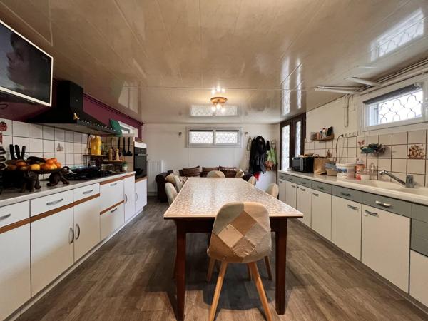 Maison de village du 19ème proche de toutes commodités