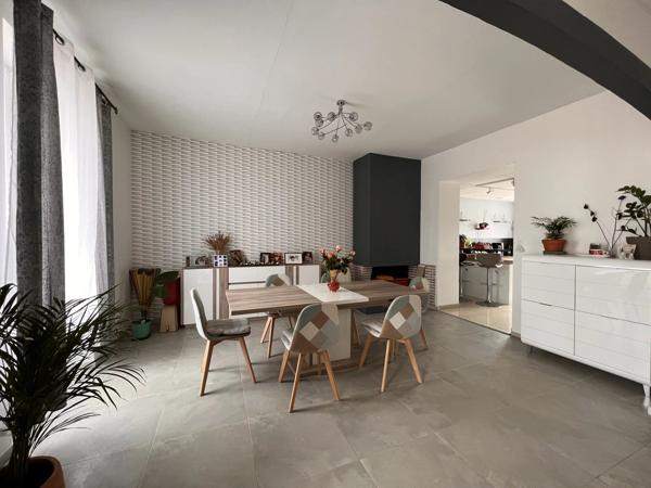 Maison de village du 19ème proche de toutes commodités