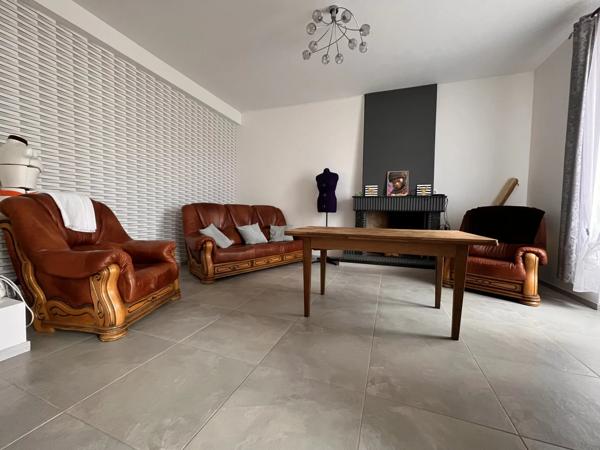 Maison de village du 19ème proche de toutes commodités