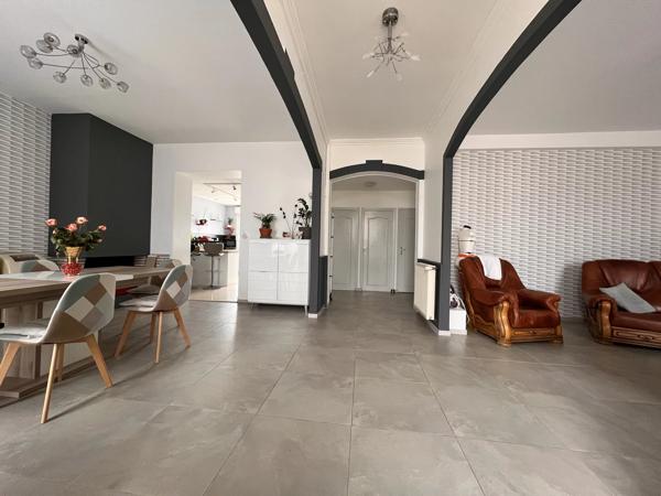Maison de village du 19ème proche de toutes commodités