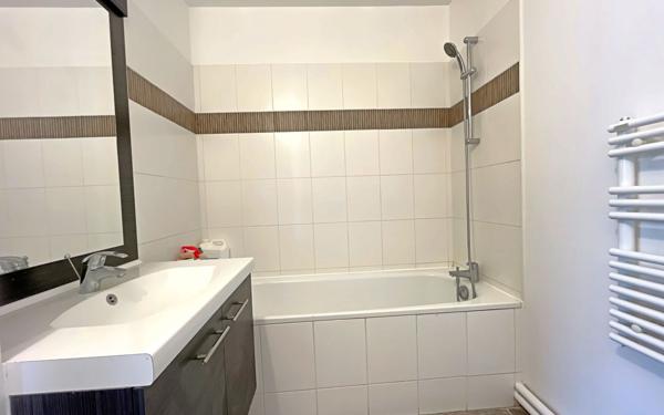 Appartement à vendre    3 pièces • 65,05 m2 Massy