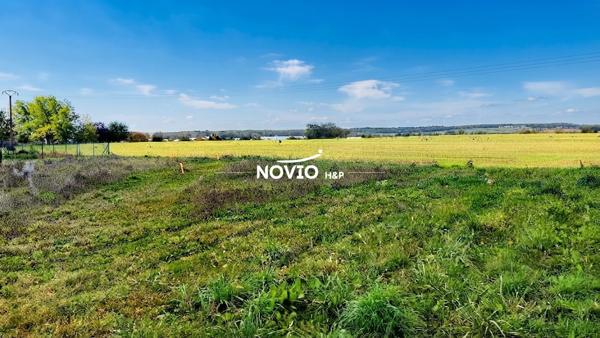 Terrain à bâtir de 835 m²