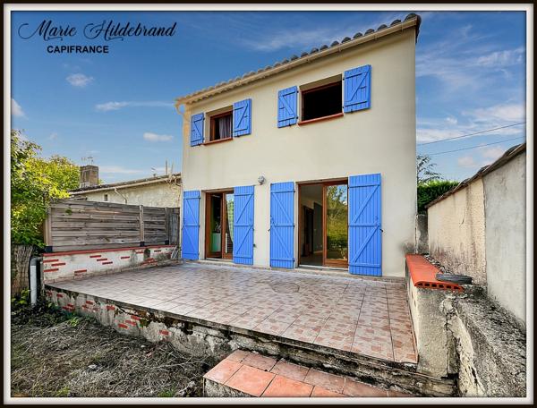 Maison avec jardin SANS VIS-À-VIS – centre village – 2 ch + bureau