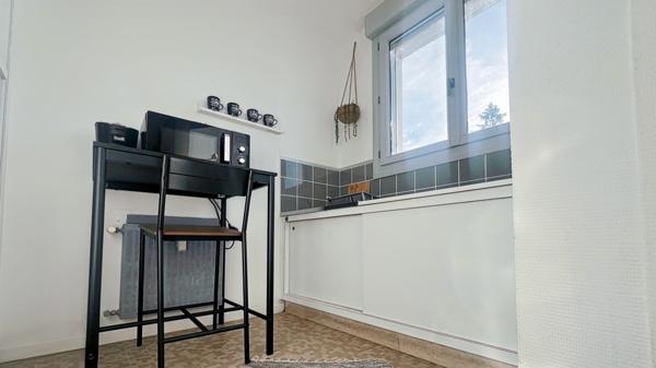 Avallon (89200) Appartement meublé avec chauffage et eau comprise !