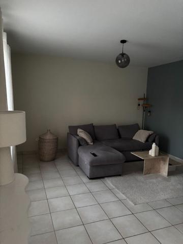 MOUGON PAVILLON DE PLAIN PIED 3 CHAMBRES 101 m2, Aigondigne 79370