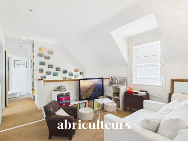 Belle maison familiale contemporaine à 600 m de la plage de 197 m² en vente à Carnac (56340)