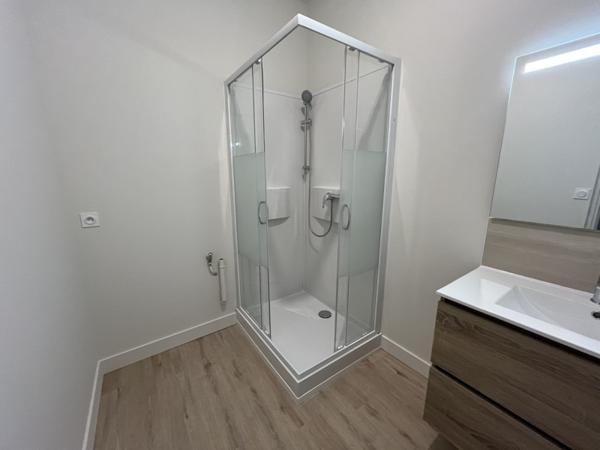 Appartement à louer 565 € CC Brantôme en Périgord 3 p 52 m² DPE B