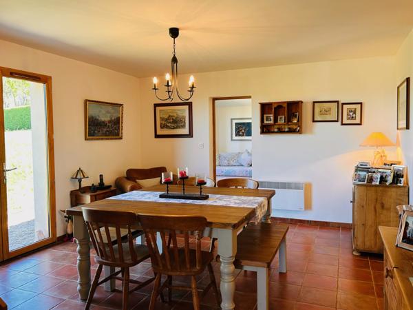 Maison 4 chambres avec piscine chauffée et vues panoramiques près de Gourdon