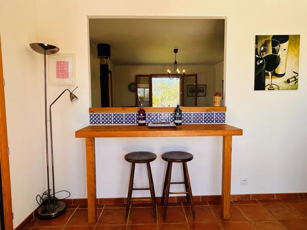 Maison 4 chambres avec piscine chauffée et vues panoramiques près de Gourdon