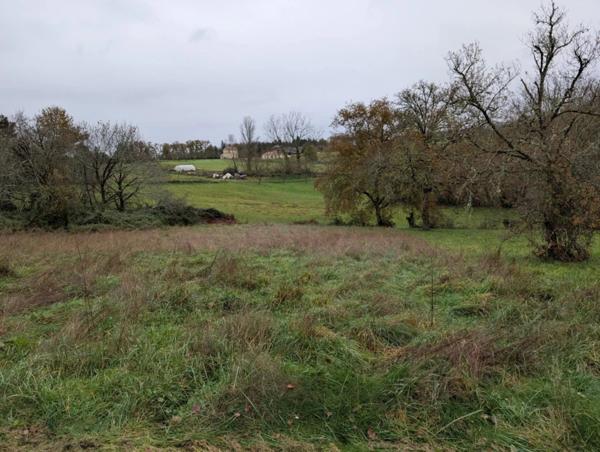 Vente Terrain 1822 m2 à Gourdon