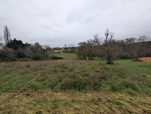 Vente Terrain 1822 m2 à Gourdon