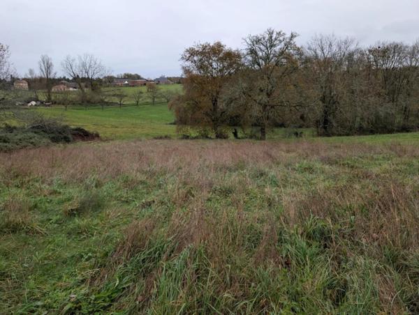 Vente Terrain 1822 m2 à Gourdon