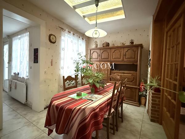 Maison 6 pièce(s) 4 chambre(s) 147 m²