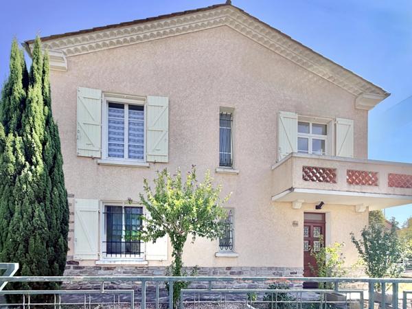 Belle maison familiale de 4 chambres, proche de toutes les commodités
