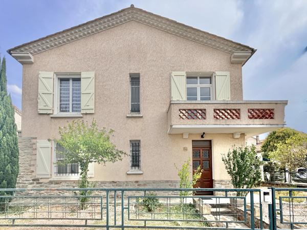 Belle maison familiale de 4 chambres, proche de toutes les commodités