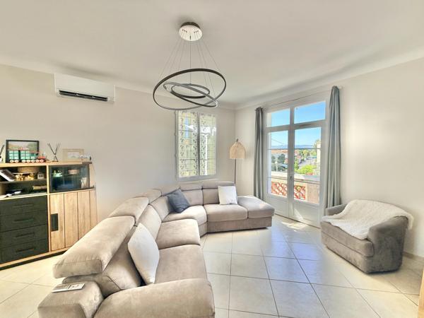 Belle maison familiale de 4 chambres, proche de toutes les commodités