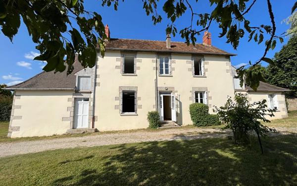 Immeuble à vendre    6 pièces •  Alençon