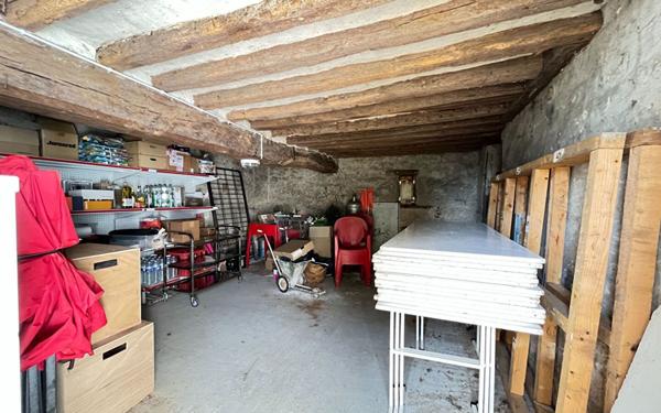 Immeuble à vendre    6 pièces •  Alençon