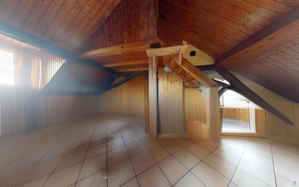 Appartement à vendre    3 pièces • 87 m2 Schiltigheim