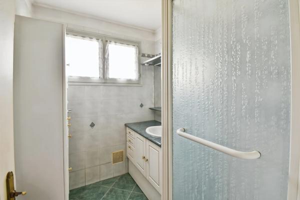 Maison plain pied à vendre 4 pièces Chilly Mazarin (91)  avec sous-sol total et grenier aménageable