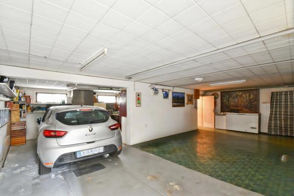 Maison plain pied à vendre 4 pièces Chilly Mazarin (91)  avec sous-sol total et grenier aménageable