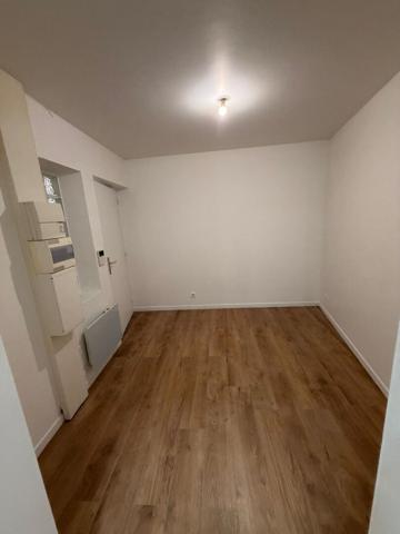 Appartement Melun 1 pièce(s) 17.32 m2