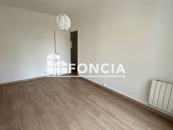 Location Appartement 2 pièces 44.05 m² - Hyeres 83400