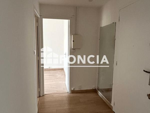 Location Appartement 2 pièces 44.05 m² - Hyeres 83400