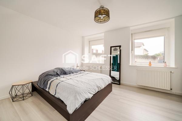 Appartement rénové 94,5m2, deux chambres, terrasse suspendue et jardin