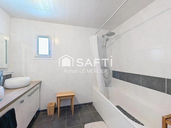 Maison familiale lumineuse avec jardin au calme