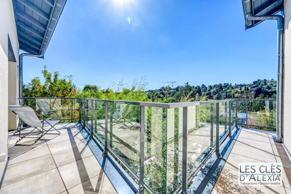 SAINT-DIDIER-AU-MONT-D’OR — SOMPTUEUSE MAISON CONTEMPORAINE AVEC PISCINE | 203 m² | TERRAIN 2 134 m²