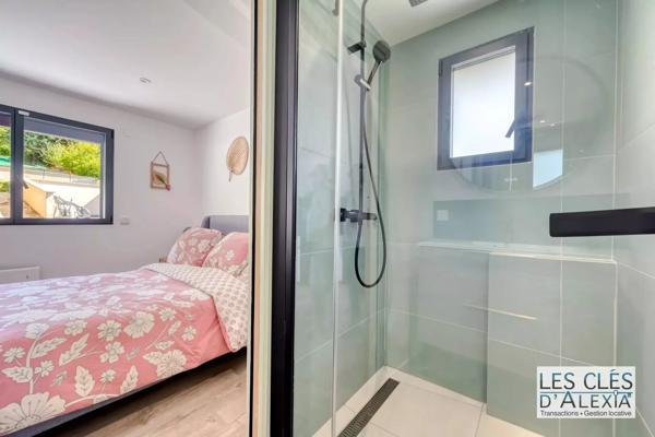 SAINT-DIDIER-AU-MONT-D’OR — SOMPTUEUSE MAISON CONTEMPORAINE AVEC PISCINE | 203 m² | TERRAIN 2 134 m²