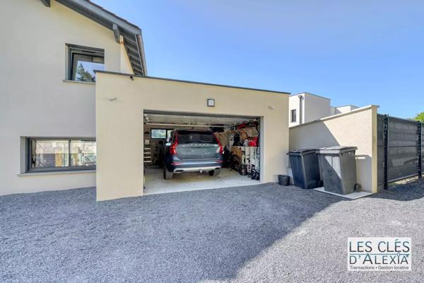 SAINT-DIDIER-AU-MONT-D’OR — SOMPTUEUSE MAISON CONTEMPORAINE AVEC PISCINE | 203 m² | TERRAIN 2 134 m²