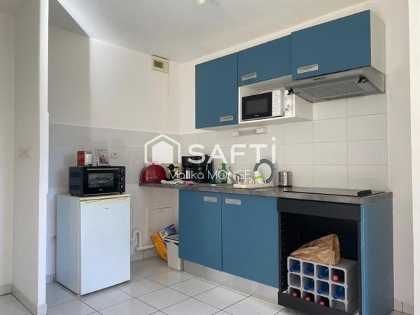 Appartement en rez-de-chaussée, avec loggia !