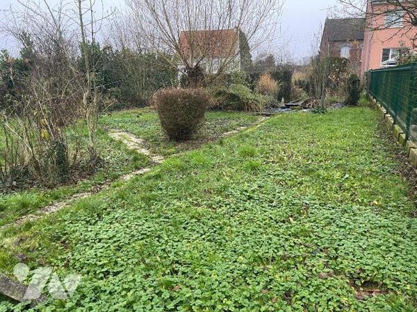 A VENDRE - ST-POL-SUR-TERNOISE- PARCELLES DE TERRAIN A BÂTIR - Pas-de-Calais - 650m²  14m de fa...