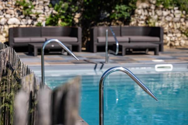 Prestigieux domaine équestre situé sur 41 hectares avec un lac