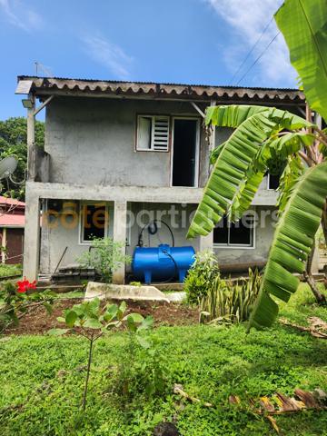 Vente
                Maison165 m² - 10 Pièces -
                    CAPESTERRE BELLE EAU (97130)