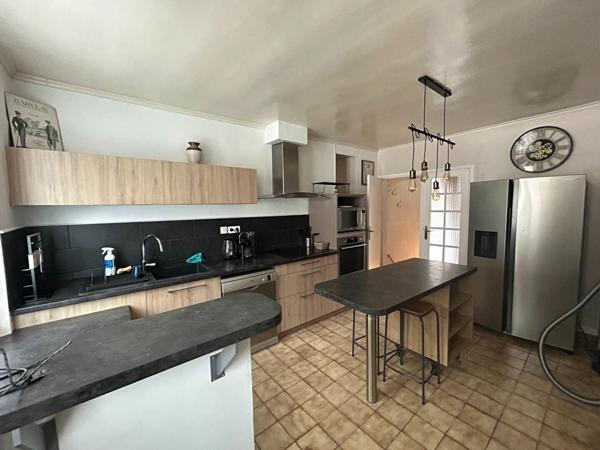 Appartement à louer    1 pièce •  Orsay