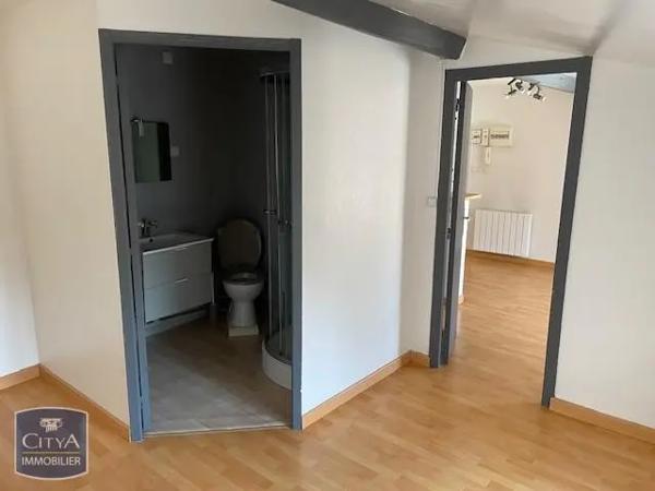 Appartement à louer 2 pièces 28.02m² Reims (51100)