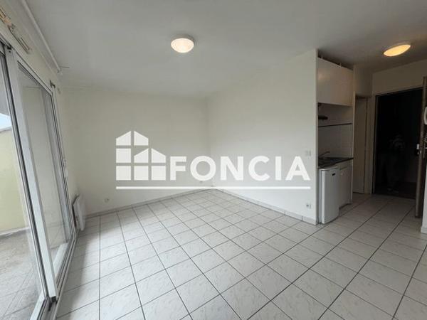 Location Studio 22.6 m² - 2 MAIL PIERRE MENDES FRANCE Pessac 33600
