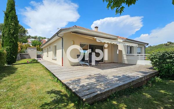 Maison à vendre    8 pièces •  Veyre-Monton