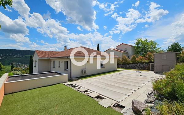 Maison à vendre    8 pièces •  Veyre-Monton