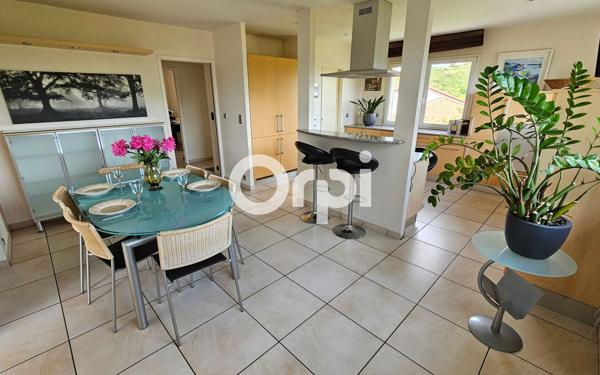 Maison à vendre    8 pièces •  Veyre-Monton