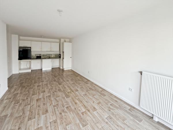 COUP DE COEUR F3 EN REZ-DE-JARDIN AVEC TERRASSE & JARDIN !
