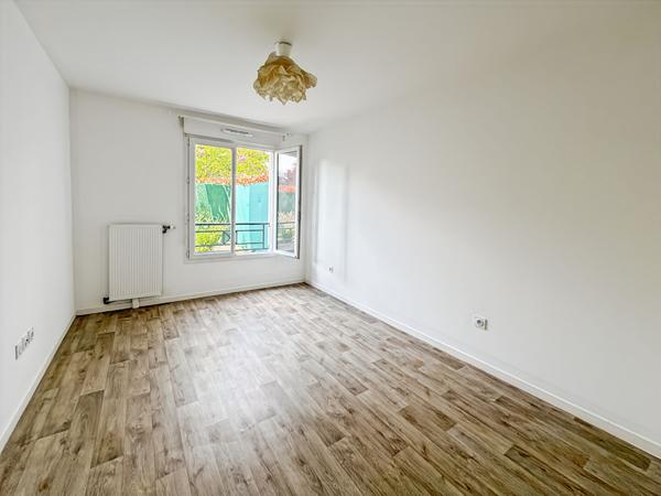 COUP DE COEUR F3 EN REZ-DE-JARDIN AVEC TERRASSE & JARDIN !