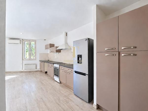 ✨ À louer à Narbonne ! Charmant T3 de plus de 61 m², lumineux, climatisé et à deux pas du centre-ville.