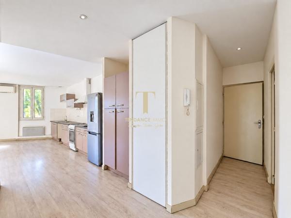 ✨ À louer à Narbonne ! Charmant T3 de plus de 61 m², lumineux, climatisé et à deux pas du centre-ville.